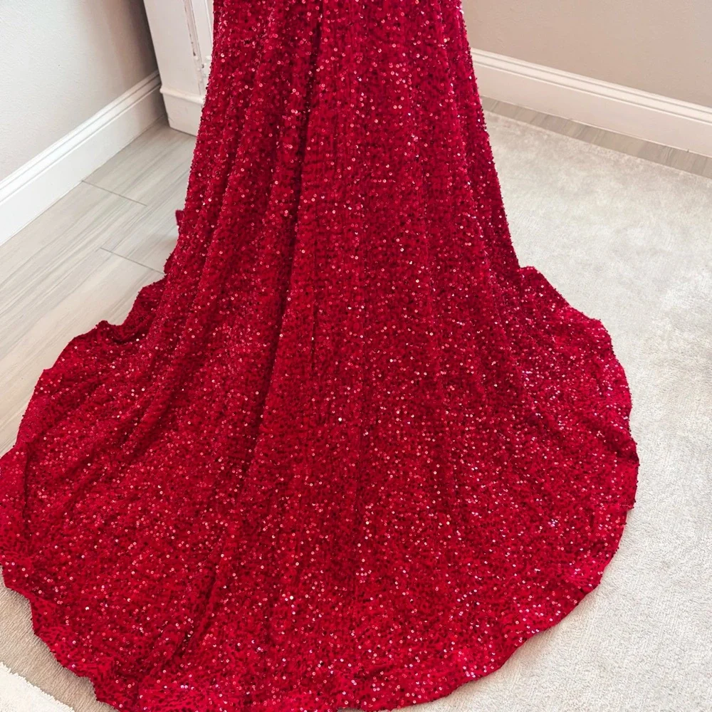 NEW Red Dress, Red Sequins Dress, Red Velvet, Red Prom Dress, NWOT, Size XL/16 - Picture 4 of 12